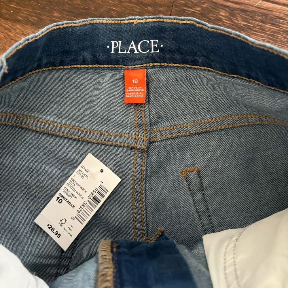 The children’s place NWT boys denim shorts